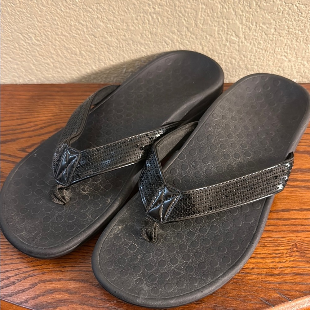 Vionic Black Sequin Flip Flops size 9 orthotics